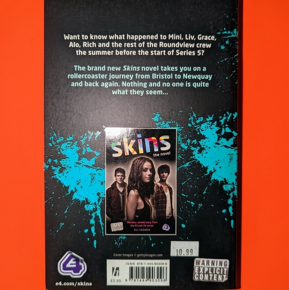 | Books | Skins | The Novel & Summer Holiday - Picture 5 of 5